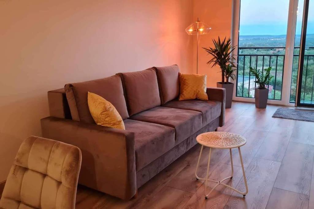 Апартаменты Mily, Nowy, Luksusowy Apartament Пжемысл Экстерьер фото