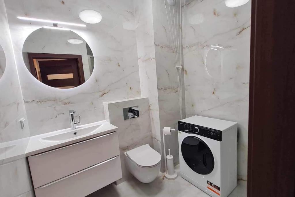 Апартаменты Mily, Nowy, Luksusowy Apartament Пжемысл Экстерьер фото