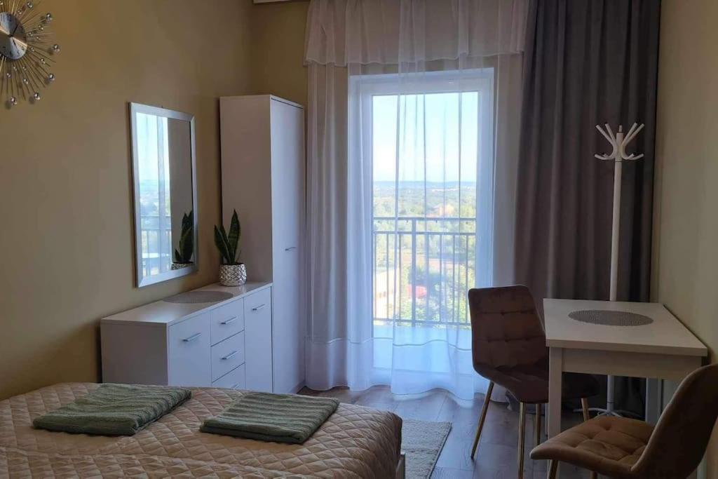 Апартаменты Mily, Nowy, Luksusowy Apartament Пжемысл Экстерьер фото